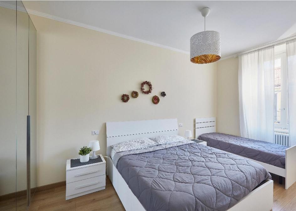 Beautiful Bohemian Apartment In Center Conditioned Air 코모 외부 사진